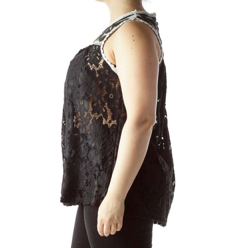 Romeo & Juliet Couture Black Cream Floral Flared Sleeveless Knit Top - Picture 2 of 3